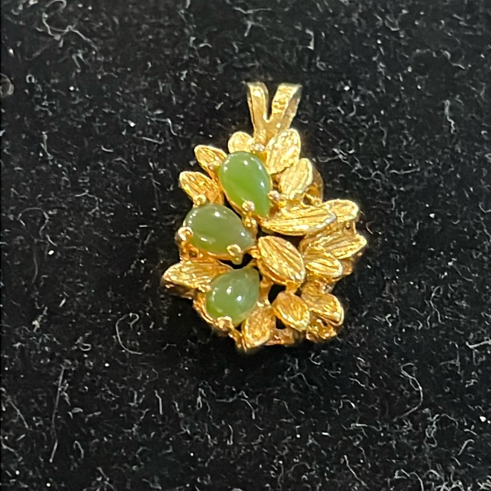 Vintage Gold Tone Jade Pendant